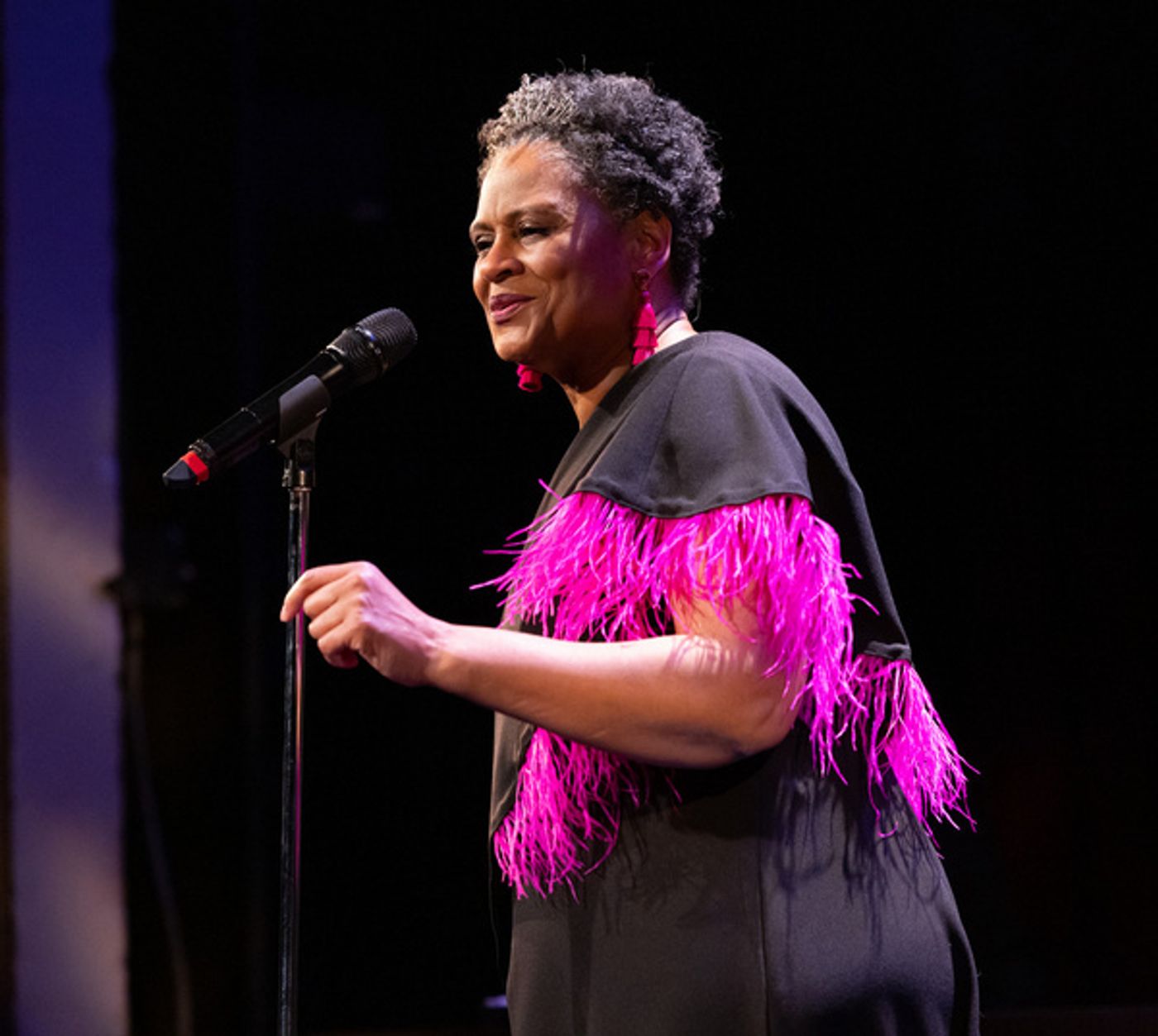 Photos: First Look at BROADS at 1812 Productions  Image