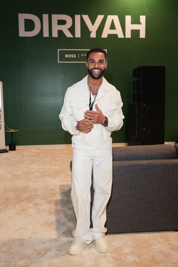 Lucien Laviscount Photo