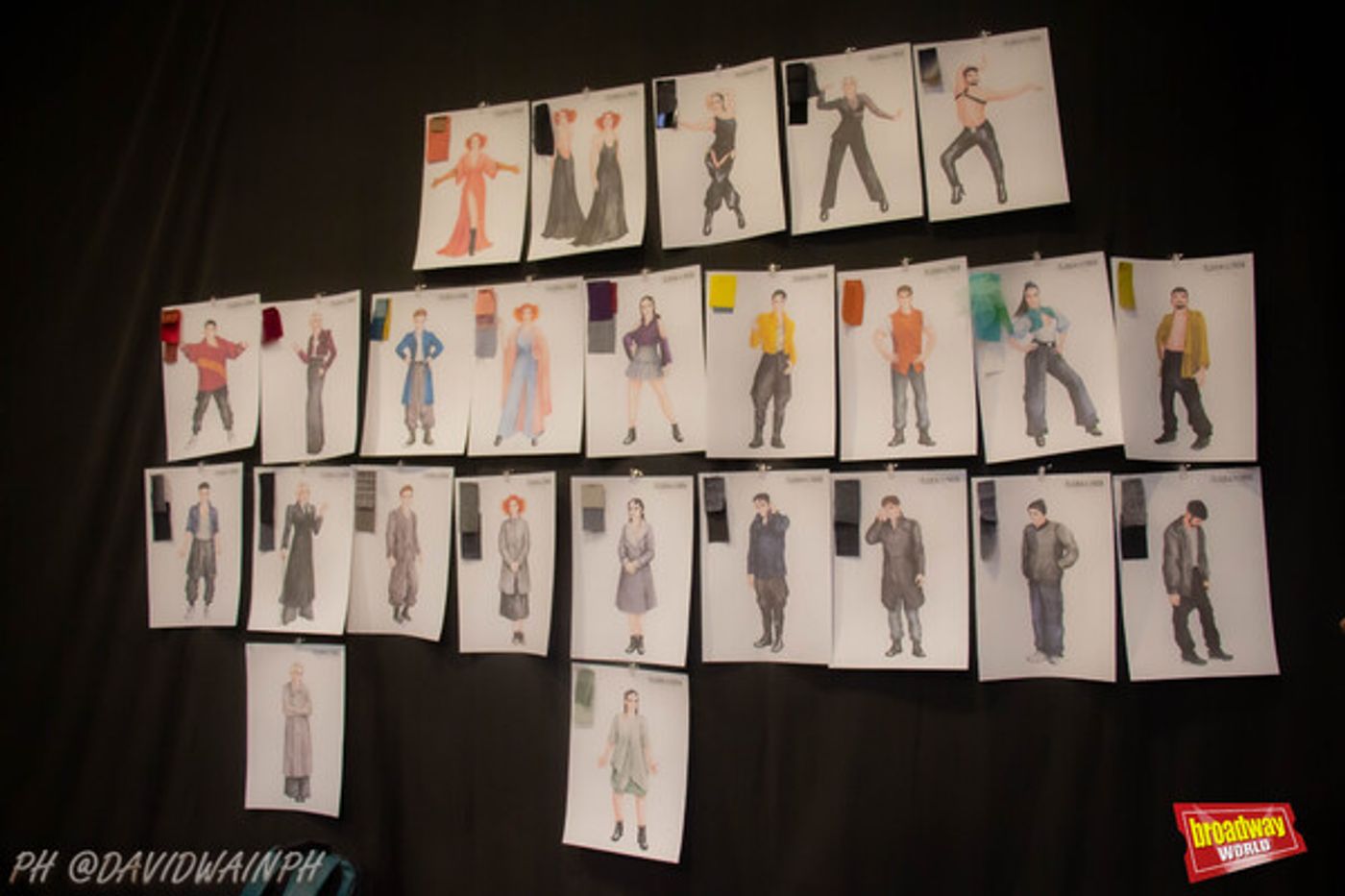 Photos: Nos colamos en los ensayos de L'ALEGRIA QUE PASSA  Image