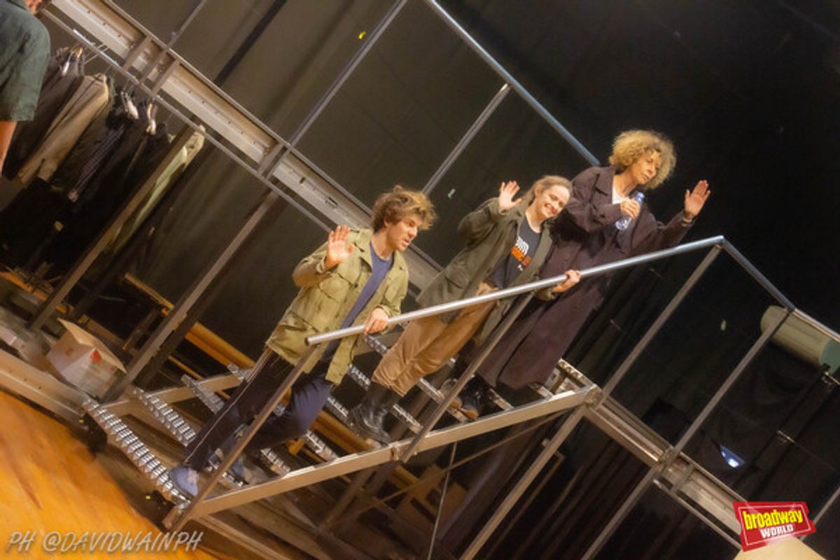 Pau Oliver, Júlia Genís y Àngels Gonyalons at 