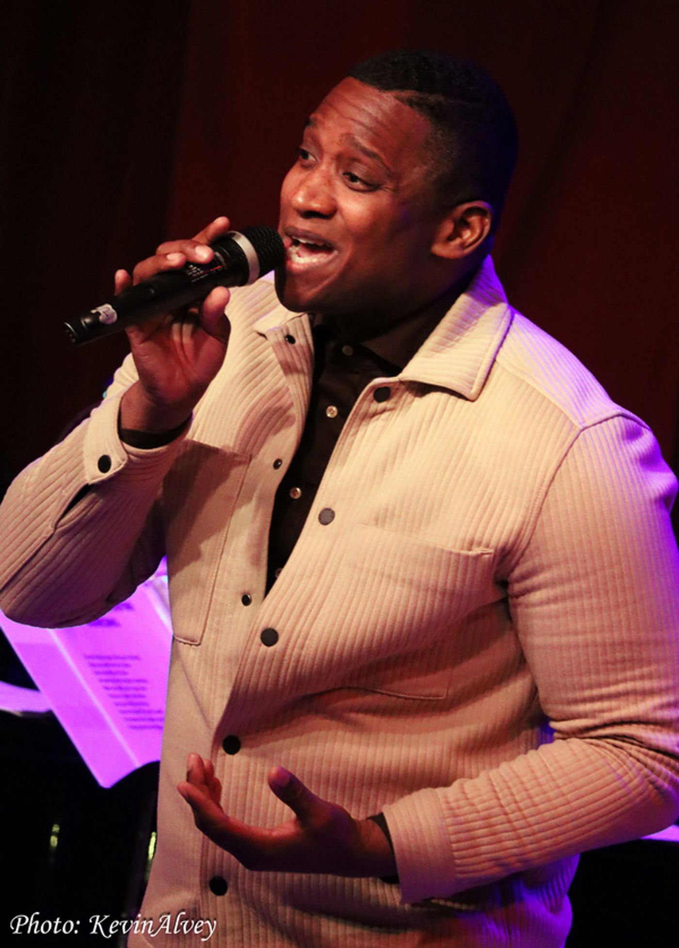 Photos: Luke Hawkins Returns to Birdland in a Singing, Tapping Extravaganza  Image