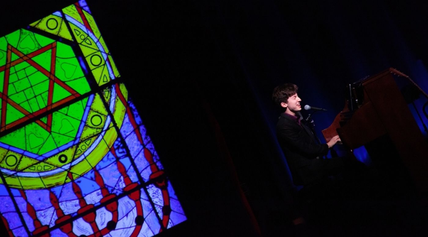 Review: Andrew Barth Feldman Comes Of Age With BARTH MITZVAH BOY at The Midnight Theatre  Image