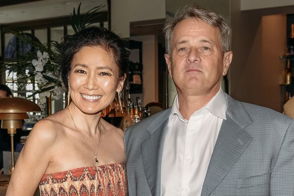 Photos: Go Inside the Reading of ICE CHAMPION at Palm Beach's Cafe L'Europe — photo 1 of 14