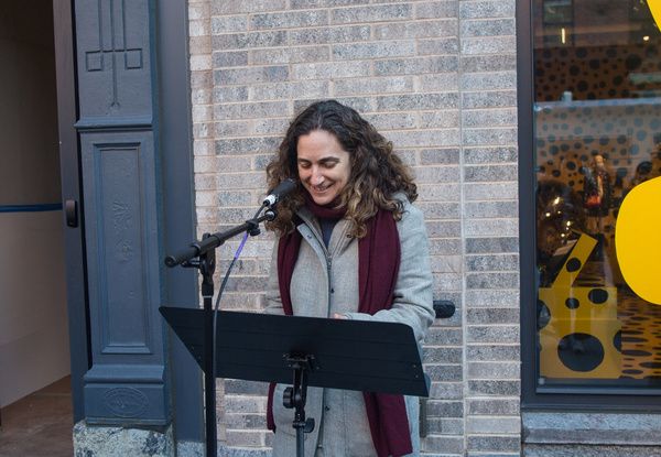 Daniella Topol Photo