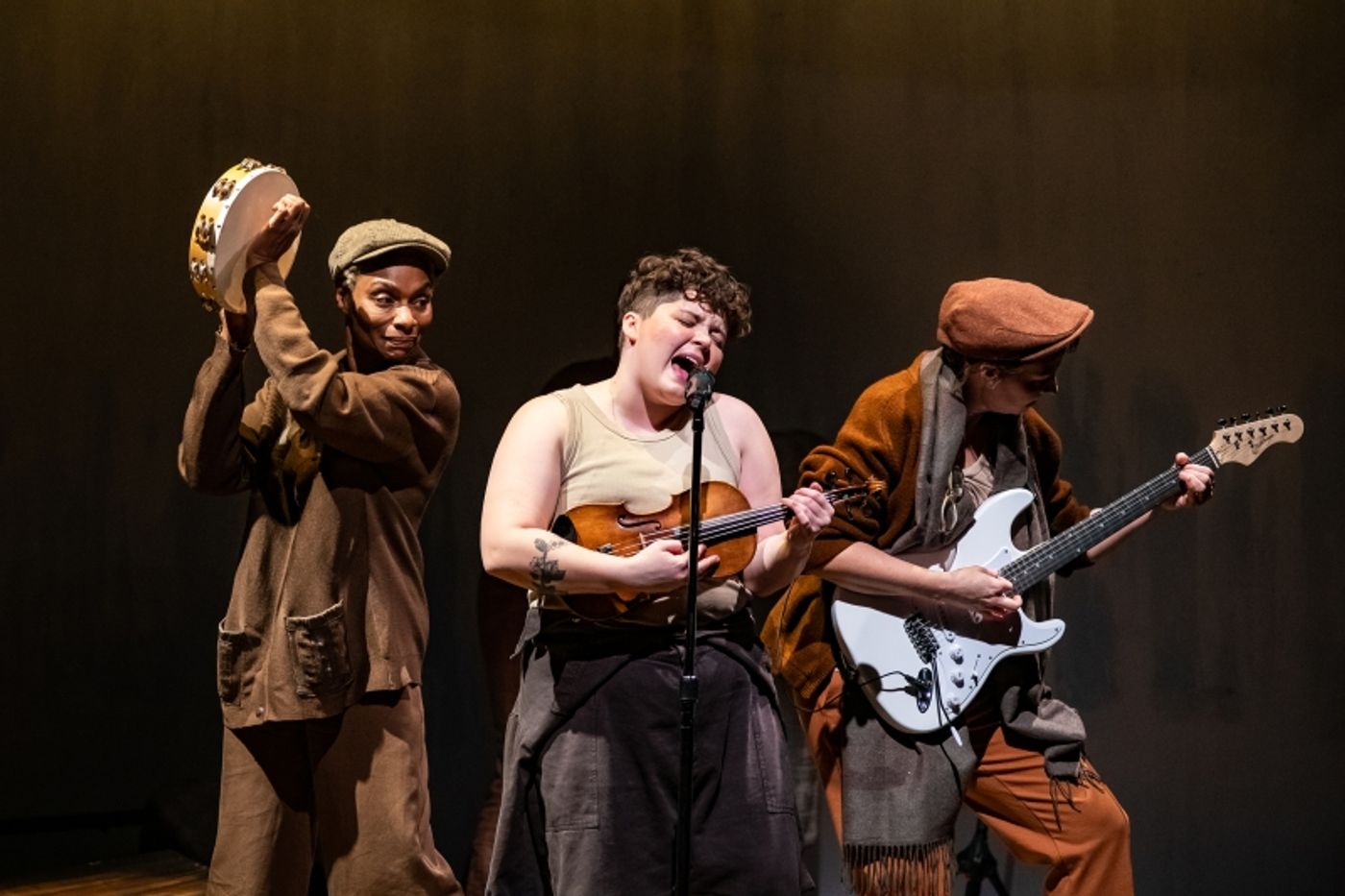 Review: METAMORPHOSES at Seattle Repertory Theatre  Image