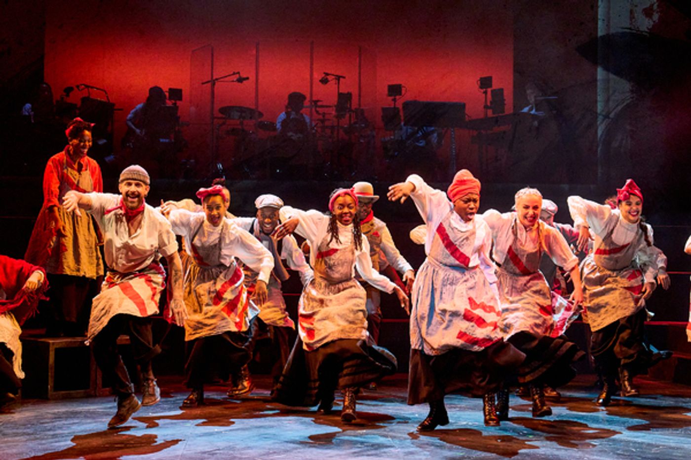 Photos: See Newly Released Production Images of SYLVIA at The Old Vic Theatre  Image