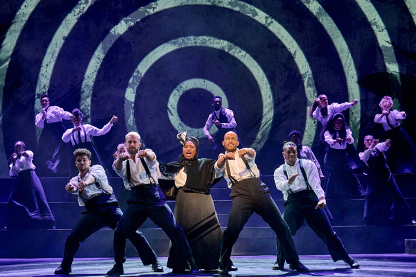 Photos: See Newly Released Production Images of SYLVIA at The Old Vic Theatre  Image