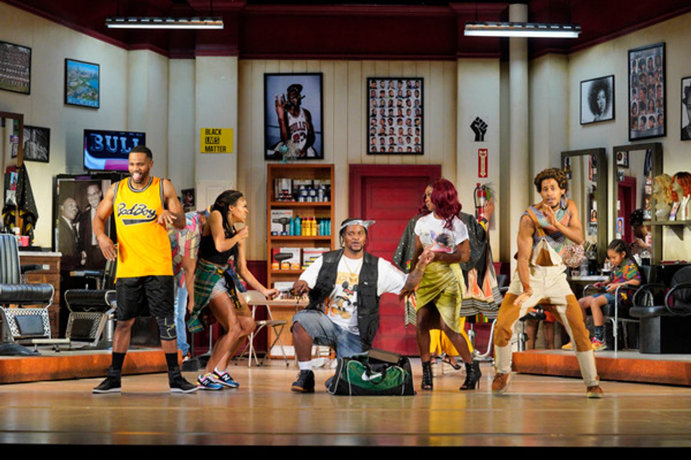 Photos: First Look at the World Premiere of THE FACTOTUM at Lyric Opera of Chicago  Image