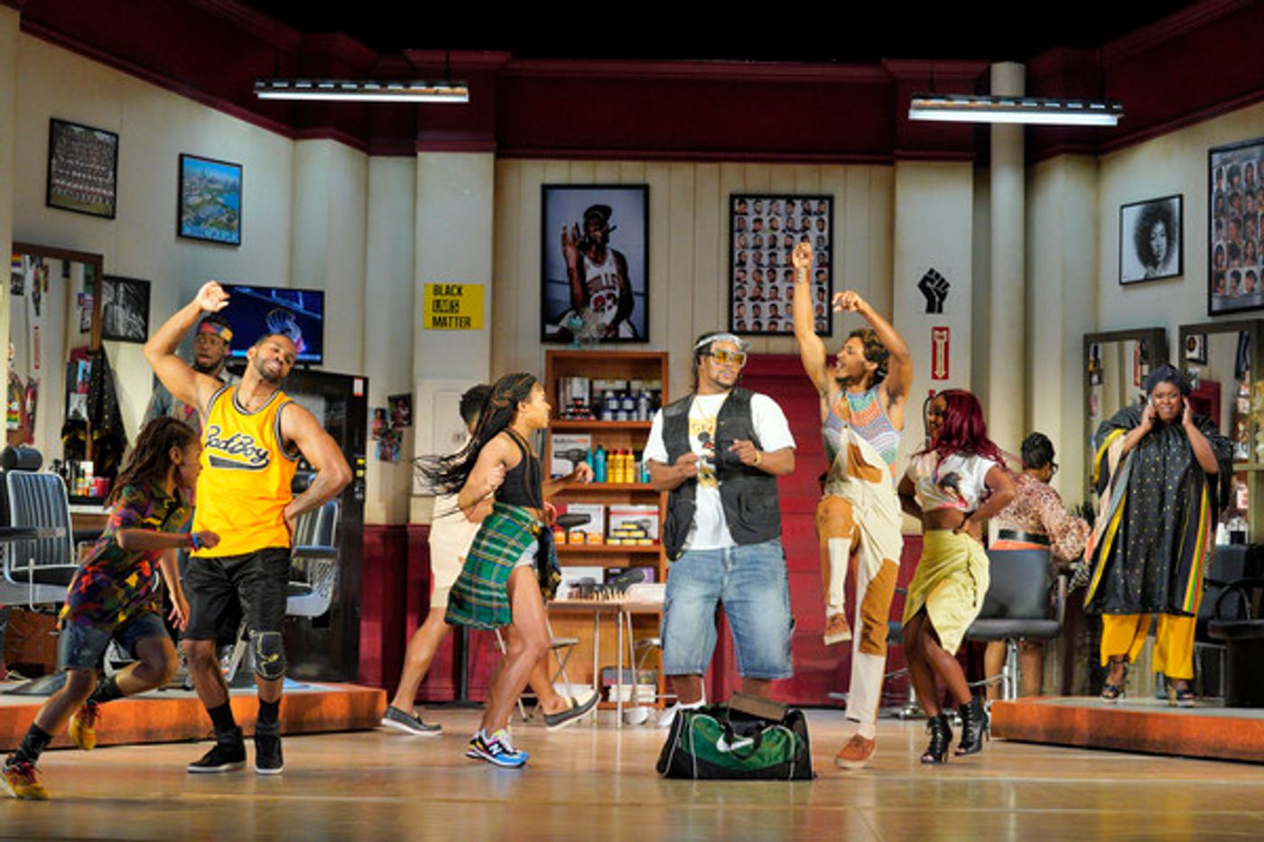 Photos: First Look at the World Premiere of THE FACTOTUM at Lyric Opera of Chicago  Image