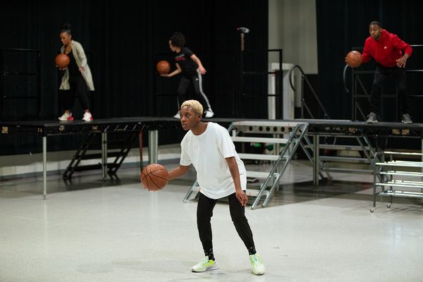 (front) Akili Ni Mali with (back, l to r) Tiffany Renee Johnson, Destini Huston and S Photo