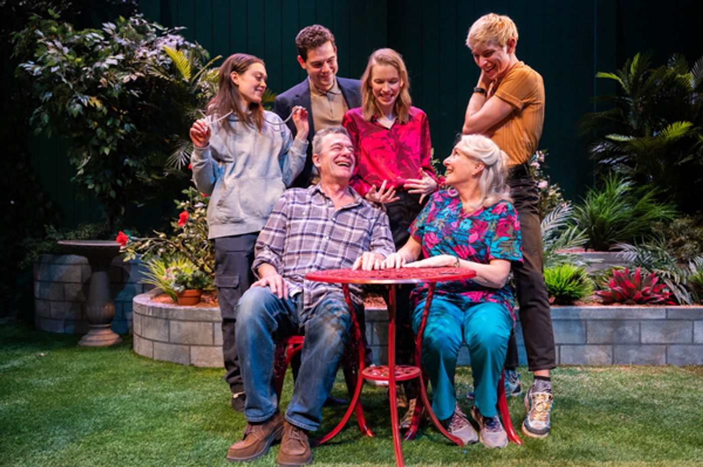 Photos: First Look At The Canadian Premiere Of THINGS I KNOW TO BE TRUE By Andrew Bovell  Image