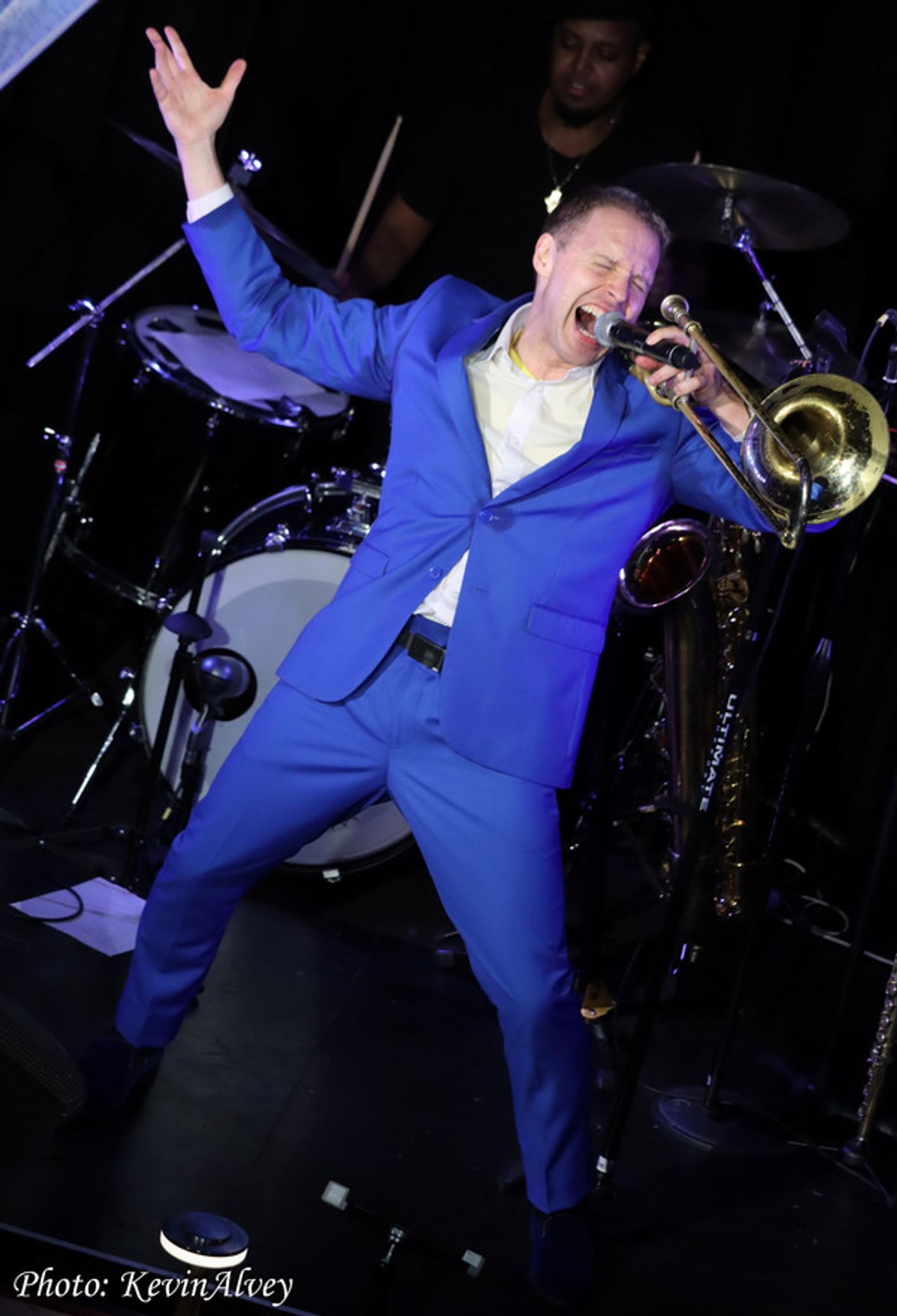 Photos: Jonathan Arons 'In The Horn Show' Triad Theater Photos: Jonathan Arons 'In The Horn Show' Triad Theater Image