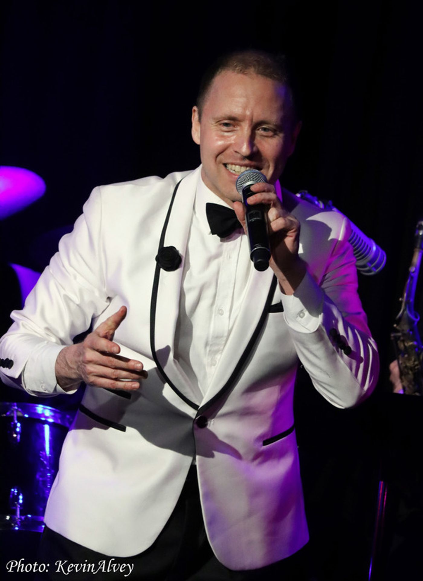 Photos: Jonathan Arons 'In The Horn Show' Triad Theater Photos: Jonathan Arons 'In The Horn Show' Triad Theater Image