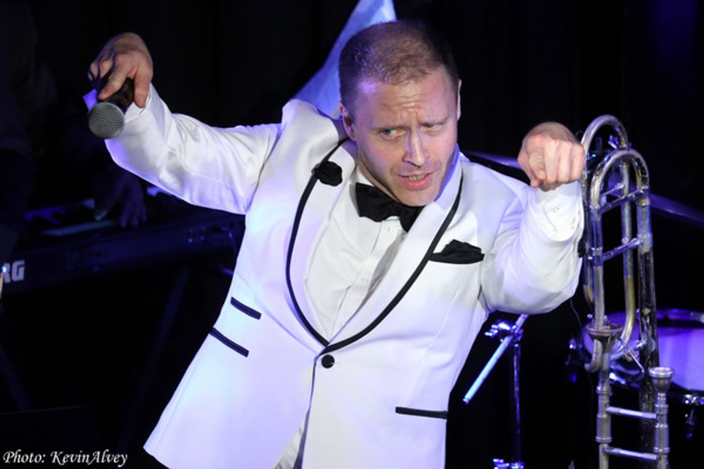 Photos: Jonathan Arons 'In The Horn Show' Triad Theater Photos: Jonathan Arons 'In The Horn Show' Triad Theater Image