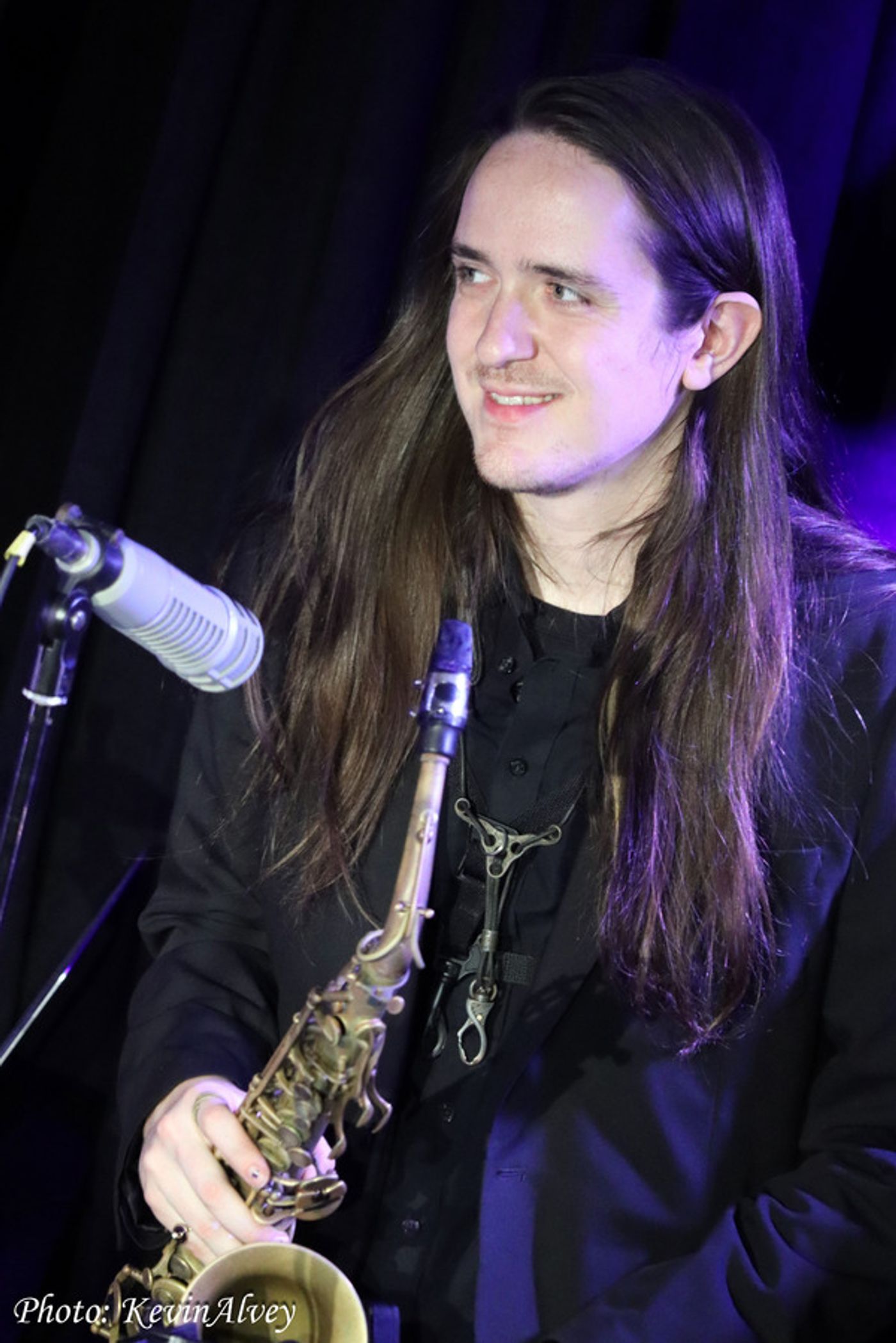 Photos: Jonathan Arons 'In The Horn Show' Triad Theater Photos: Jonathan Arons 'In The Horn Show' Triad Theater Image