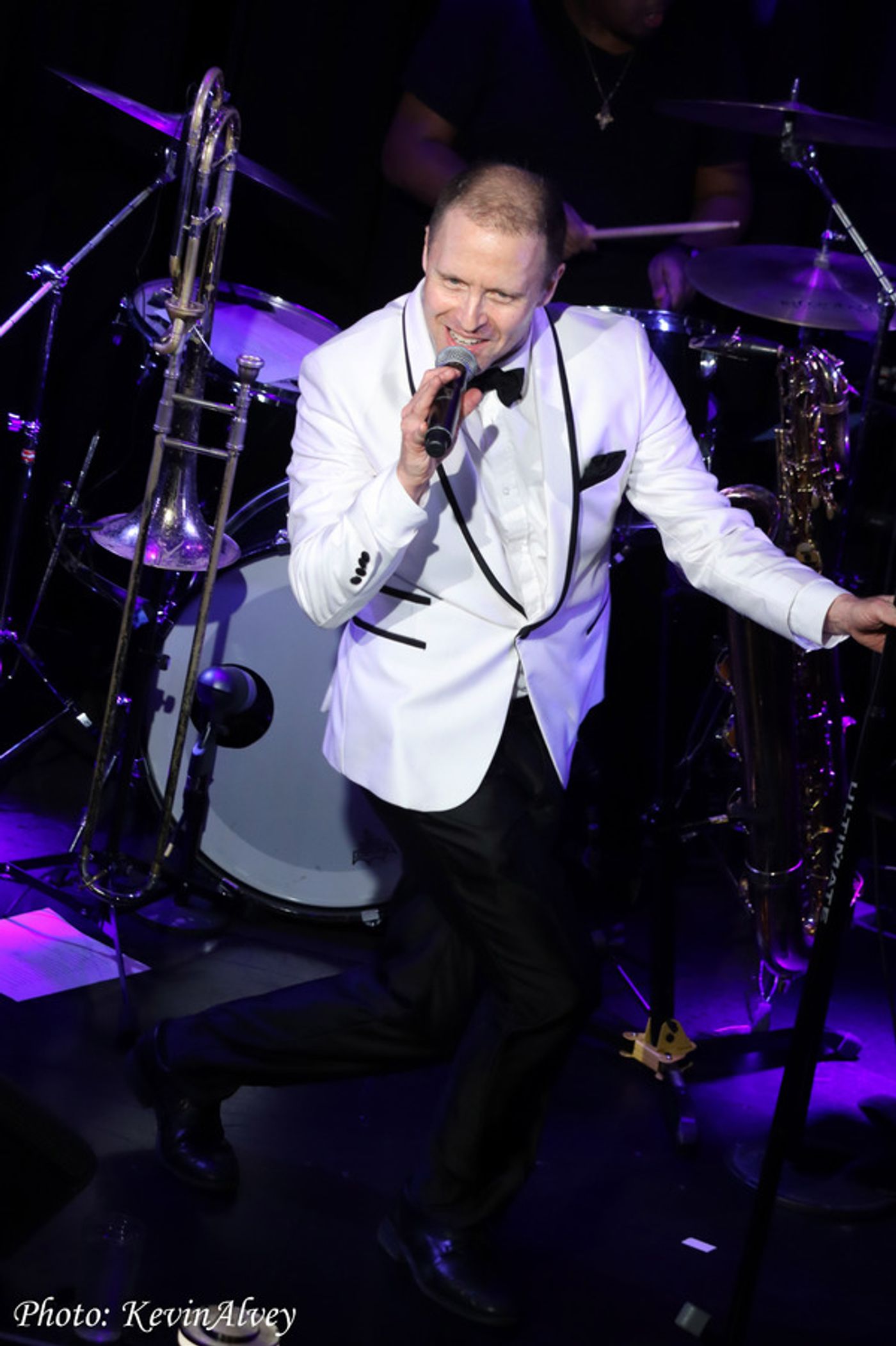 Photos: Jonathan Arons 'In The Horn Show' Triad Theater Photos: Jonathan Arons 'In The Horn Show' Triad Theater Image