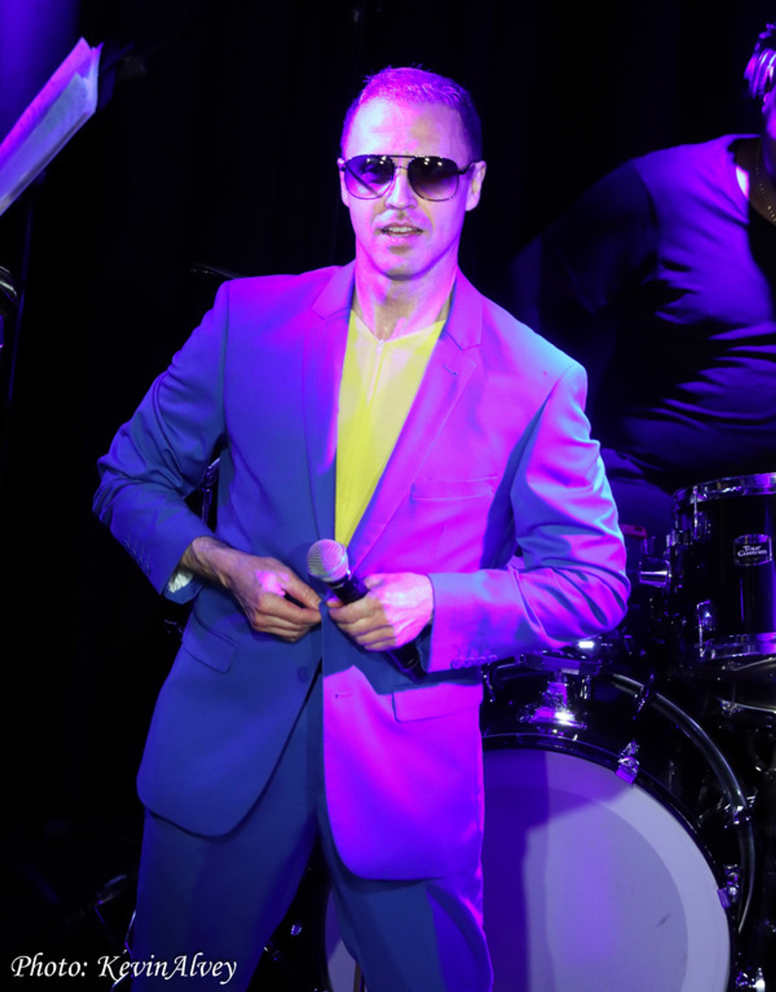 Photos: Jonathan Arons 'In The Horn Show' Triad Theater — photo 23 of 46