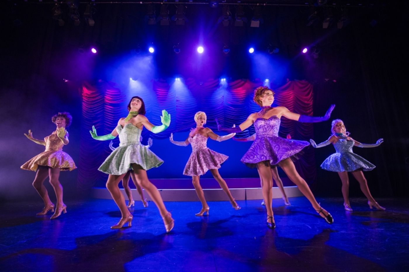 REVIEW: Paul Capsis Is Hilarious As The High Camp Drag Queen of LA CAGE AUX FOLLES  Image