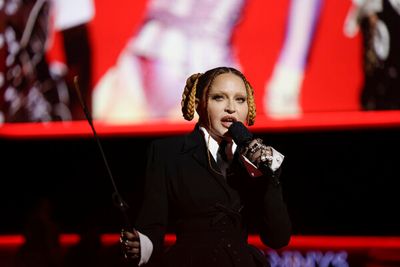 Madonna Photo