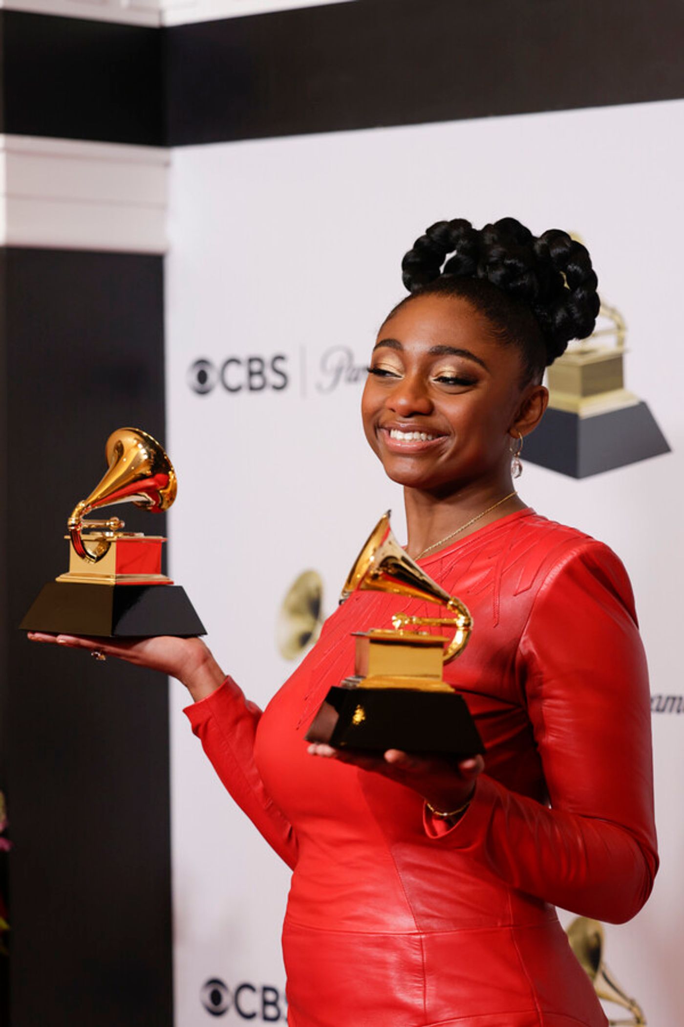 Photos: Inside the 65th GRAMMY Awards With Adele, Beyoncé, Taylor Swift & More  Image