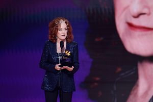 Bonnie Raitt Photo