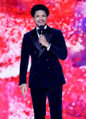 Trevor Noah @ BroadwayWorld Trevor Noah Photo