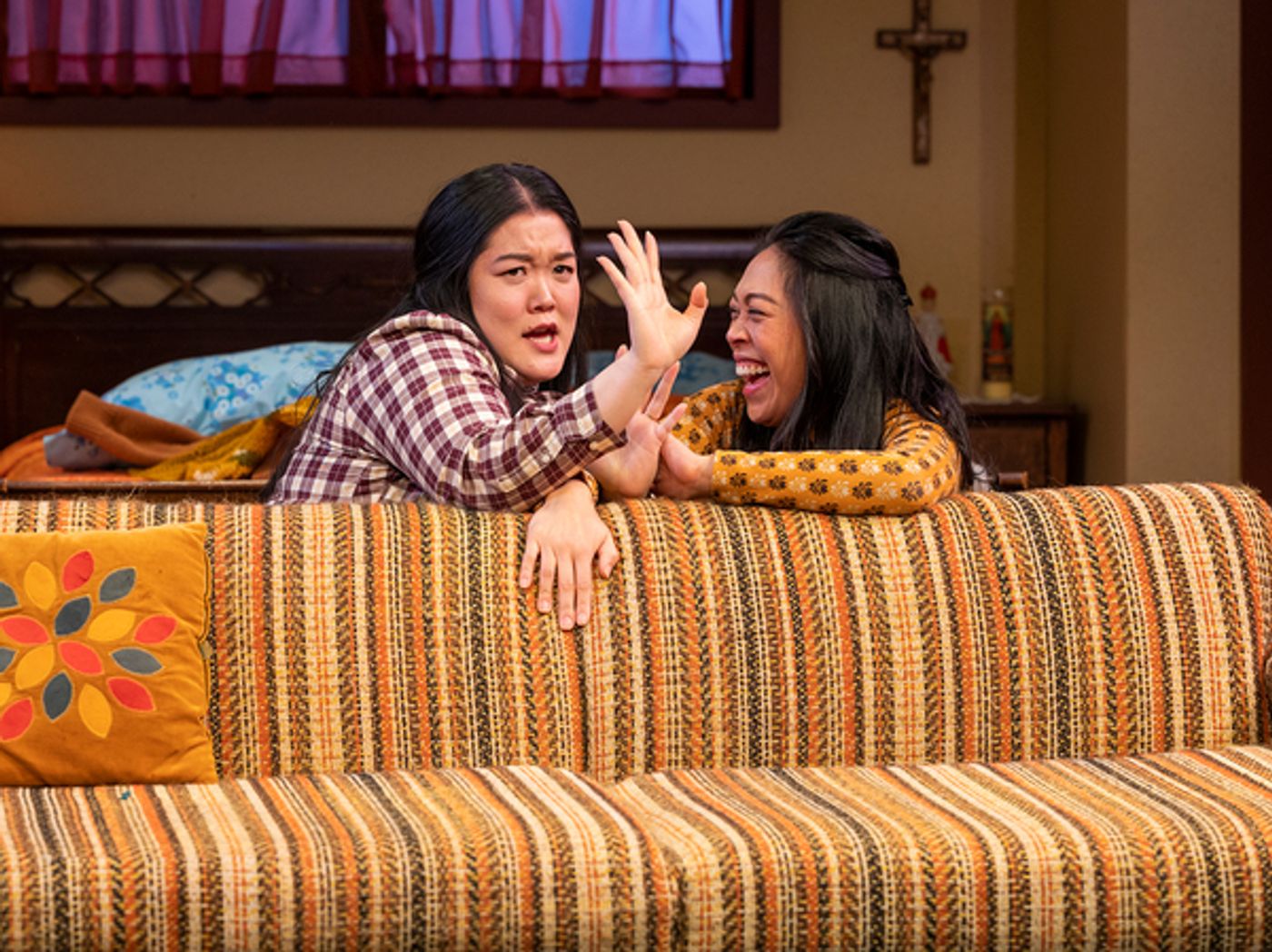 Photos: First Look at THE HEART SELLERS World Premiere at Milwaukee Repertory Theater Photos: First Look at THE HEART SELLERS World Premiere at Milwaukee Repertory Theater Image