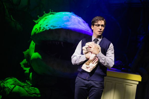 Photos: First Look at Maude Apatow as 'Audrey' in LITTLE SHOP OF HORRORS — photo 6 of 14
