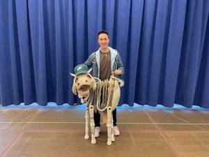 Kennedy Kanagawa and Milky White Photo