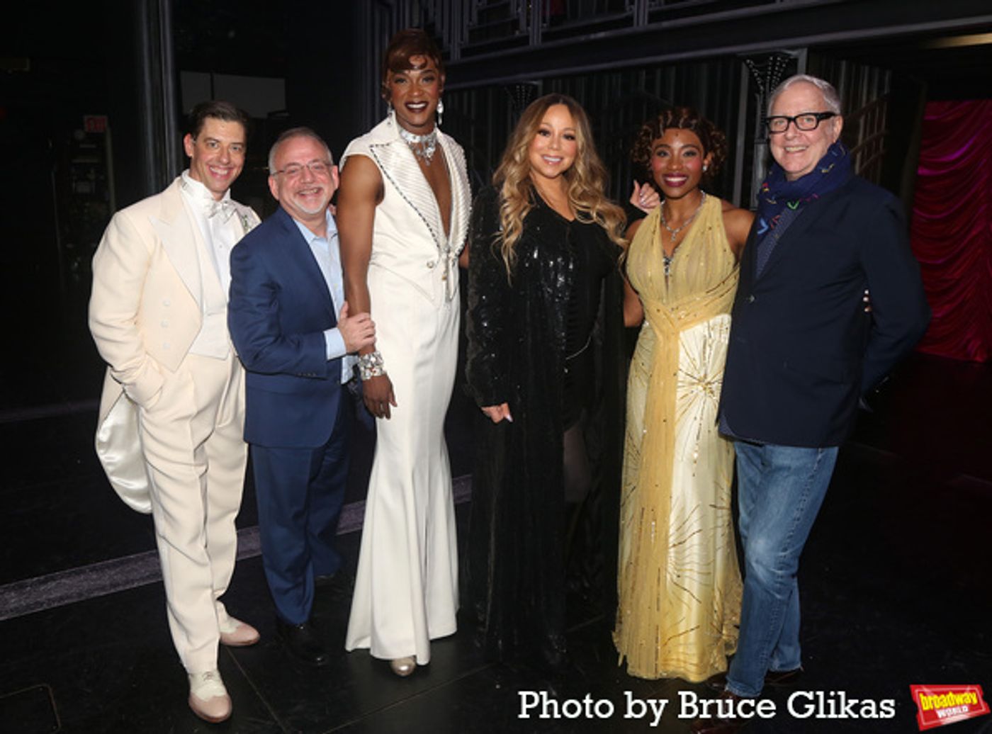 Photos: Mariah Carey Surprises the Cast On Stage at SOME LIKE IT HOT  Image