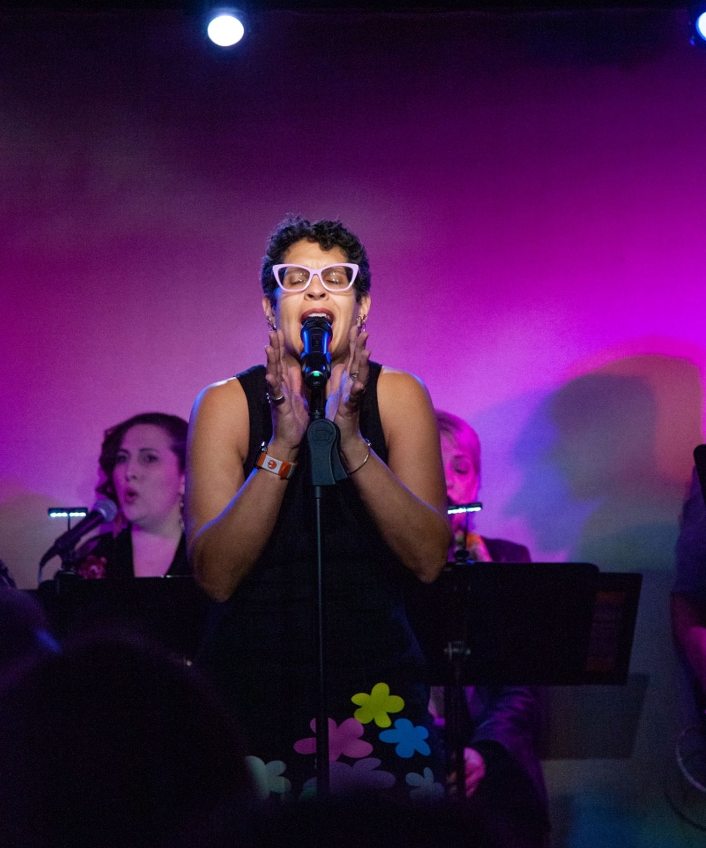 Review: Alex de Suze Brightens Don't Tell Mama With LATE BLOOMER  Image