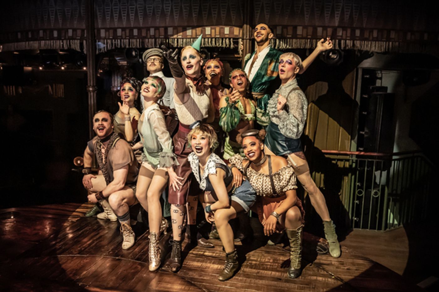 Photos: All New Photos of Aimee Lou Wood, John McCrea, and More in CABARET  Image
