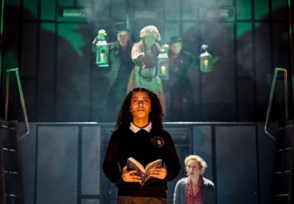 Drew Hylton, Rosie Hilal, James Meteyard, Liyah Summers, Polly Lister Photo