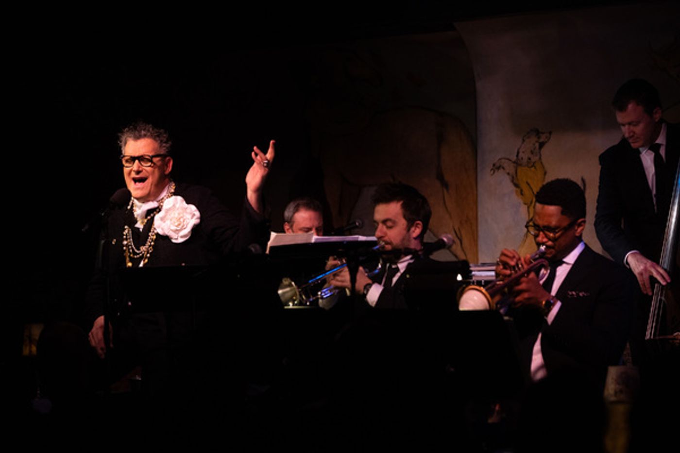 Review: Isaac Mizrahi Confidently Conquers Café Carlyle Once More In THE MARVELOUS MR. MIZRAHI Review: Isaac Mizrahi Confidently Conquers Café Carlyle Once More In THE MARVELOUS MR. MIZRAHI Image