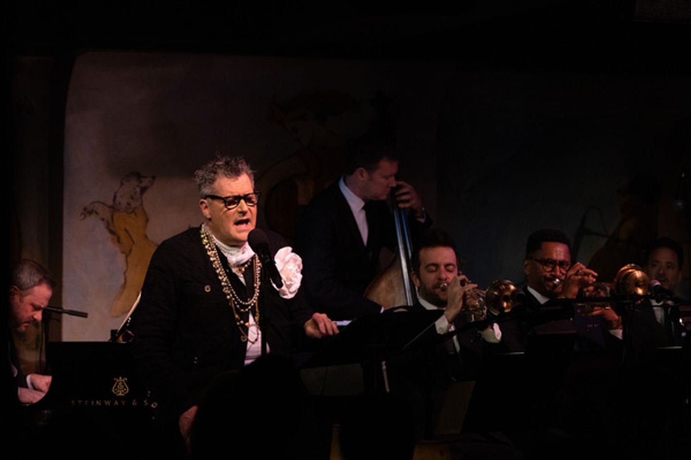Review: Isaac Mizrahi Confidently Conquers Café Carlyle Once More In THE MARVELOUS MR. MIZRAHI Review: Isaac Mizrahi Confidently Conquers Café Carlyle Once More In THE MARVELOUS MR. MIZRAHI Image