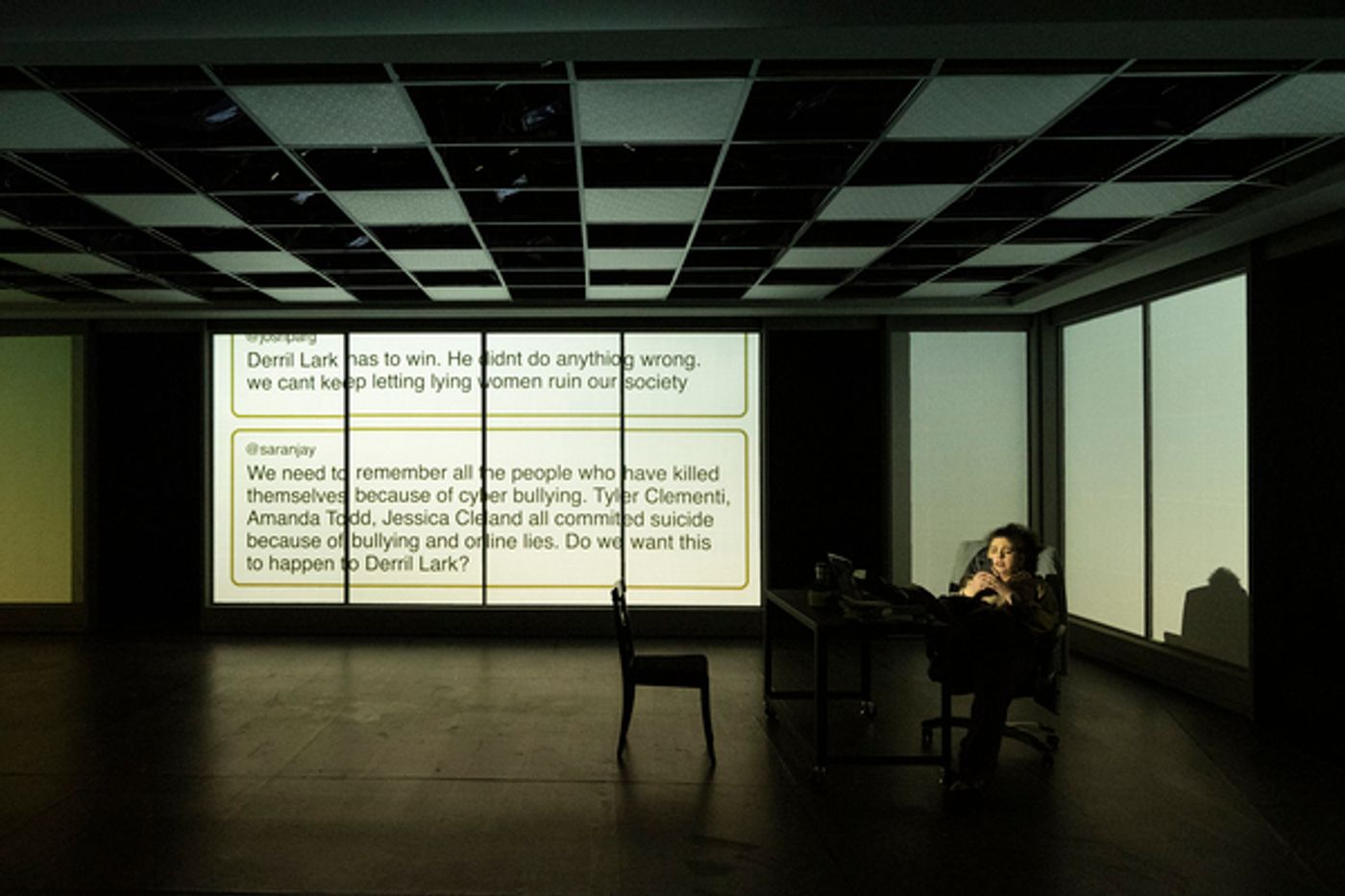 Photos: First Look at RIGHT TO BE FORGOTTEN at Raven Theatre  Image