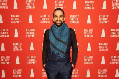  George Abud (William)
 Photo