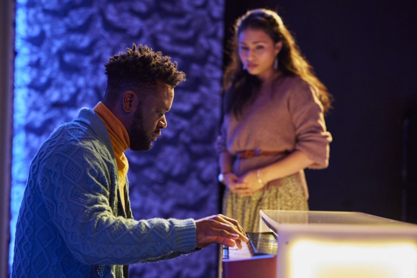 Review: INCOGNITO at Constellation Theatre Company  Image