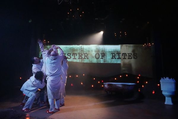 Photos: First Look At THE TRAVELERS At The Magic Theatre — photo 3 of 13