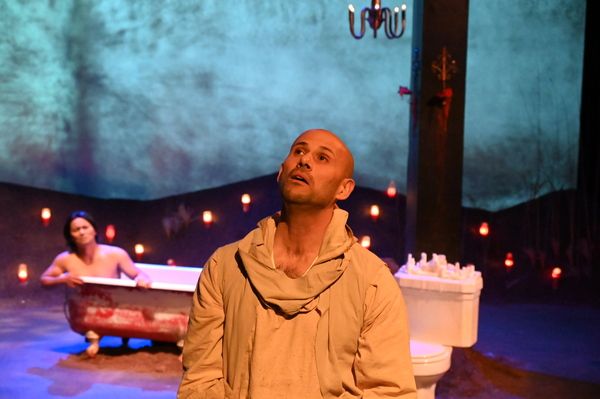 Photos: First Look At THE TRAVELERS At The Magic Theatre — photo 1 of 13
