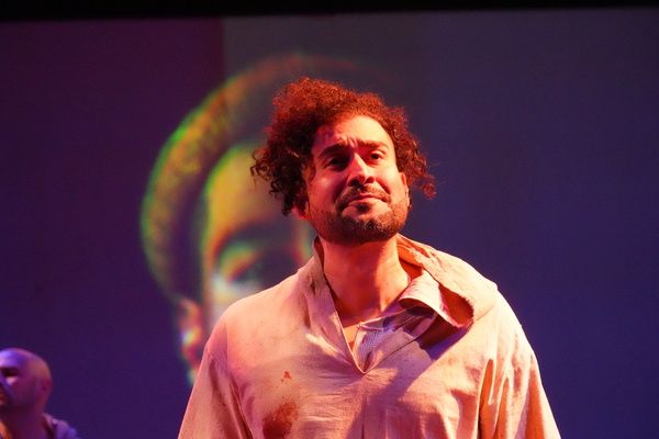 Photos: First Look At THE TRAVELERS At The Magic Theatre — photo 7 of 13