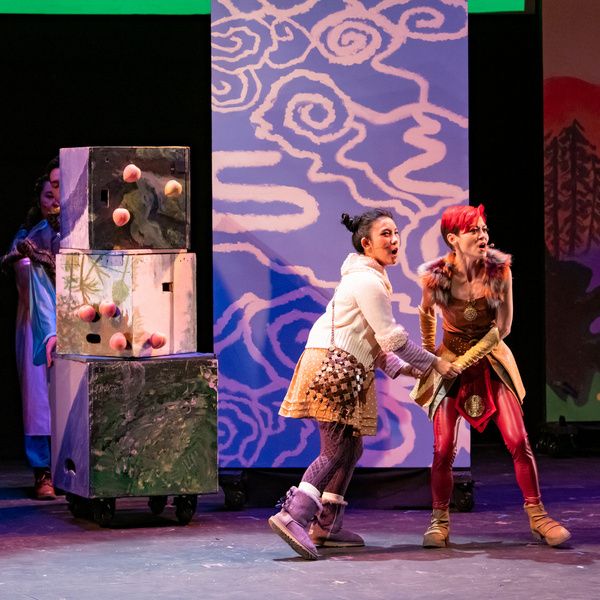 Bella Villanueva (Jogo), Kimbirdlee Fadner (Monkey King) Photo