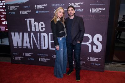 Jenny Mollen and Jason Biggs Photo