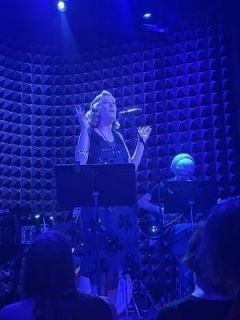 Review: JUSTIN VIVIAN BOND DELIVERS A JULIE VALENTINE Is Sweet and Sultry at Joe's Pub  Image