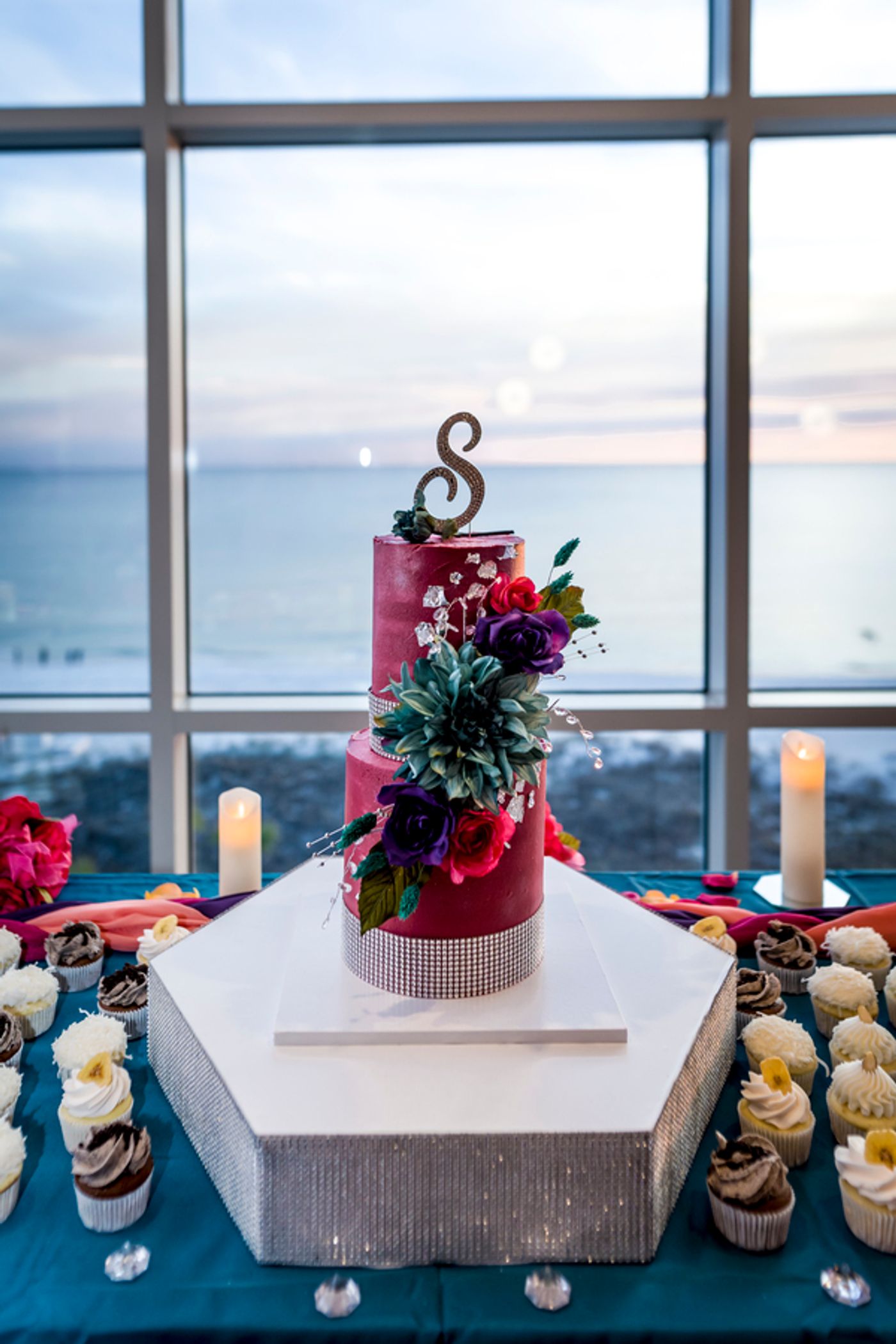 Photos: Mama June Shannon & Justin Stroud Tie the Knot Ahead of MAMA JUNE: FAMILY CRISIS Premiere Photos: Mama June Shannon & Justin Stroud Tie the Knot Ahead of MAMA JUNE: FAMILY CRISIS Premiere Image