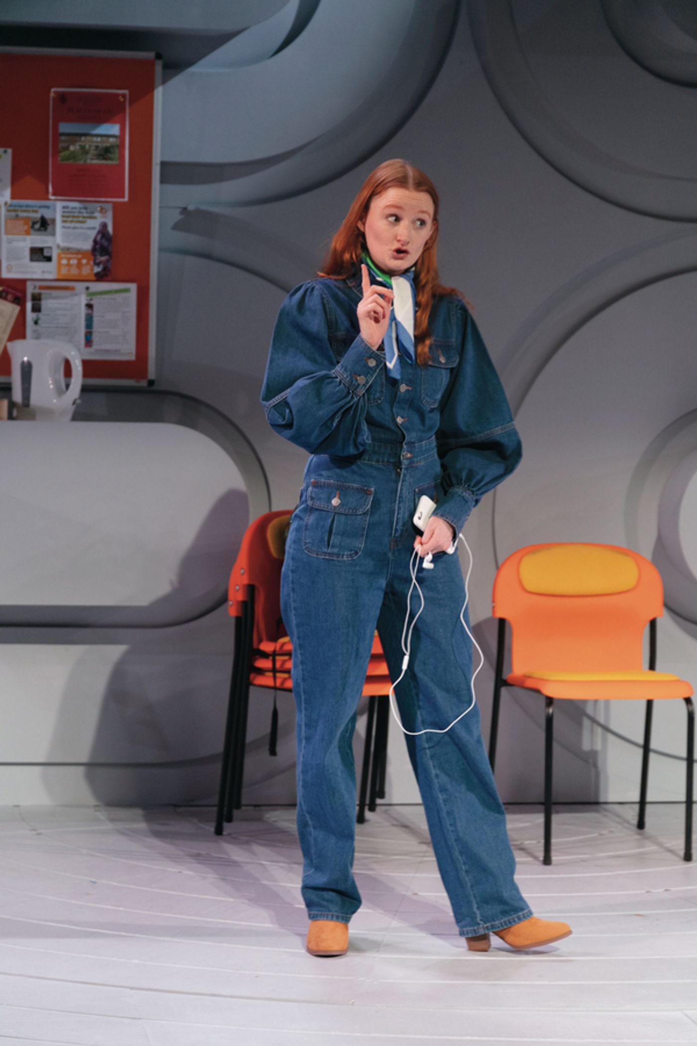 Photos: First Look At THE WAY OLD FRIENDS DO At Birmingham Rep  Image