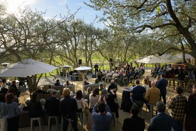 Claybourne Elder in Concert Photo