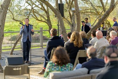 Claybourne Elder in Concert Photo