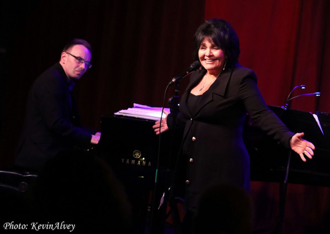 Photos: Lina Koutrakos Packs Birdland With ONE NIGHT ONLY  Image