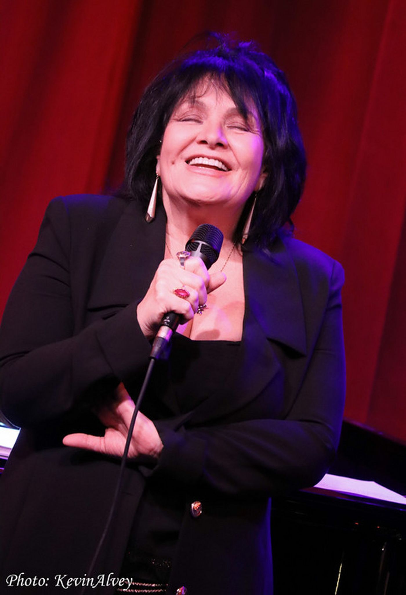 Photos: Lina Koutrakos Packs Birdland With ONE NIGHT ONLY  Image